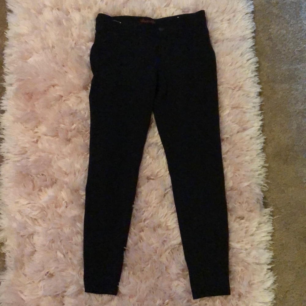 Black jeggings